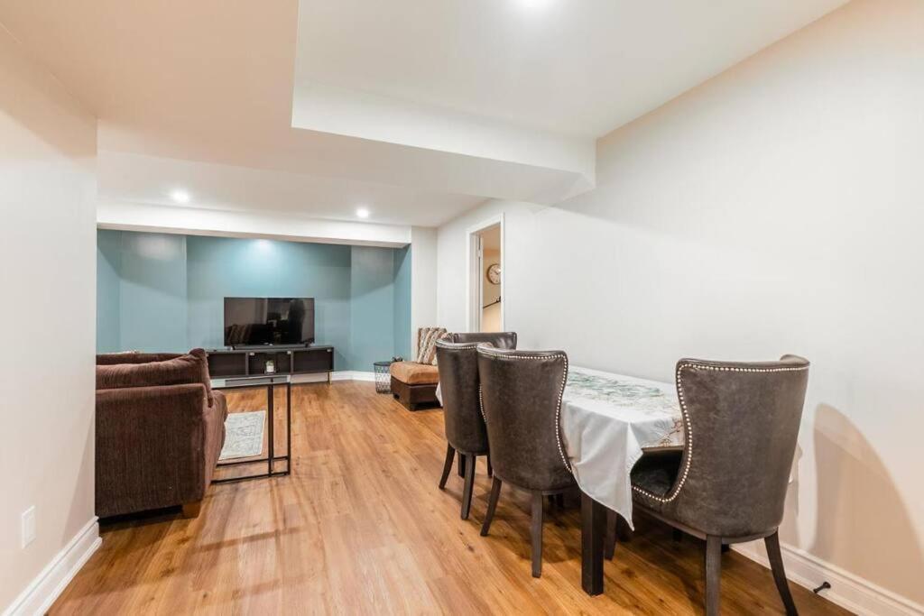 Spacious Basement Mississauga Esterno foto
